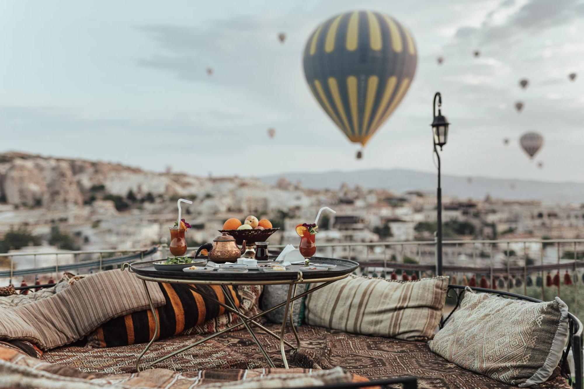Sah Saray Cave Suites Halal Hotel Göreme Exteriör bild
