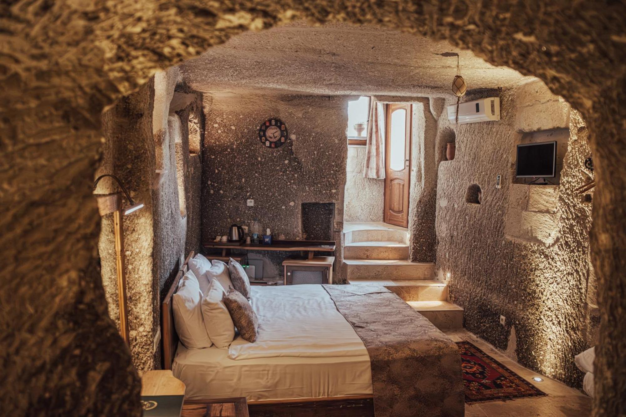 Sah Saray Cave Suites Halal Hotel Göreme Exteriör bild