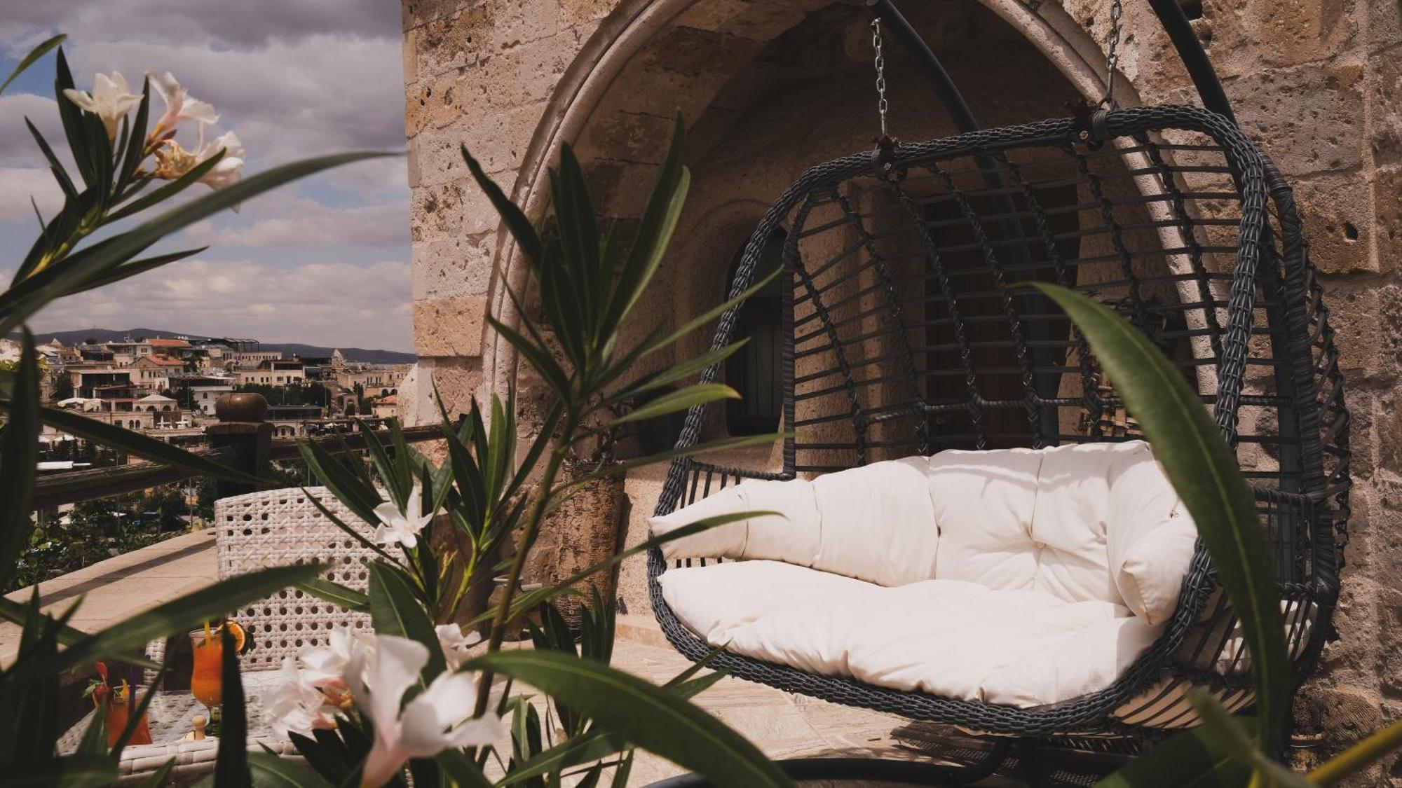 Sah Saray Cave Suites Halal Hotel Göreme Exteriör bild